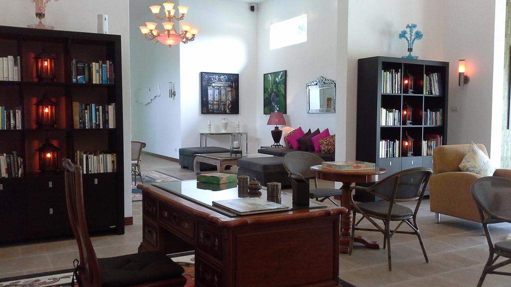 Pictory Garden Resort Sattahip Extérieur photo