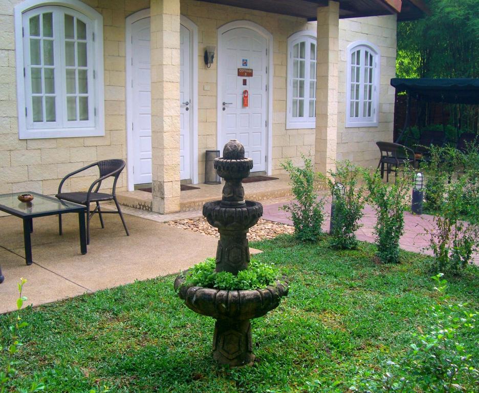Pictory Garden Resort Sattahip Extérieur photo