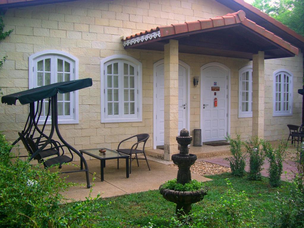 Pictory Garden Resort Sattahip Extérieur photo