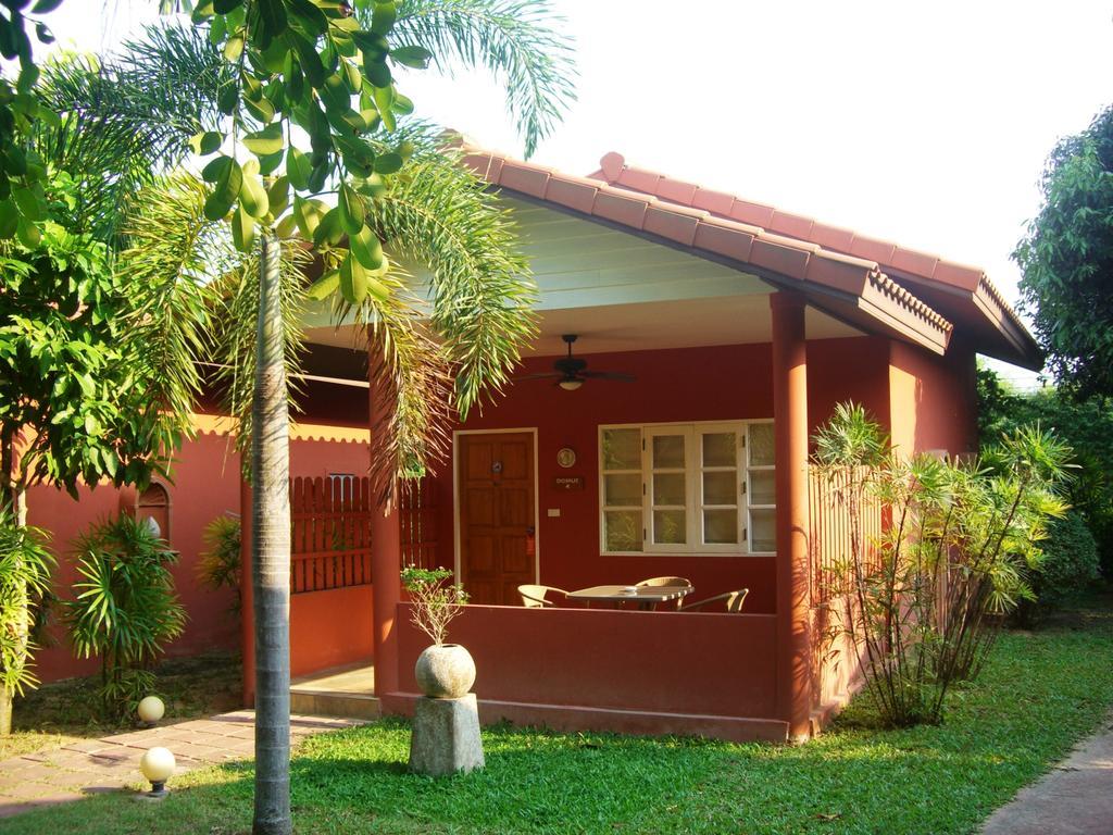 Pictory Garden Resort Sattahip Extérieur photo