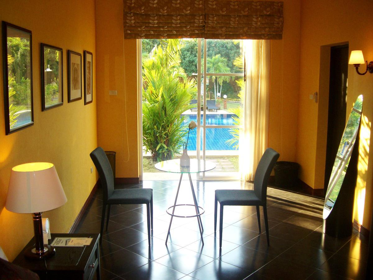 Pictory Garden Resort Sattahip Chambre photo