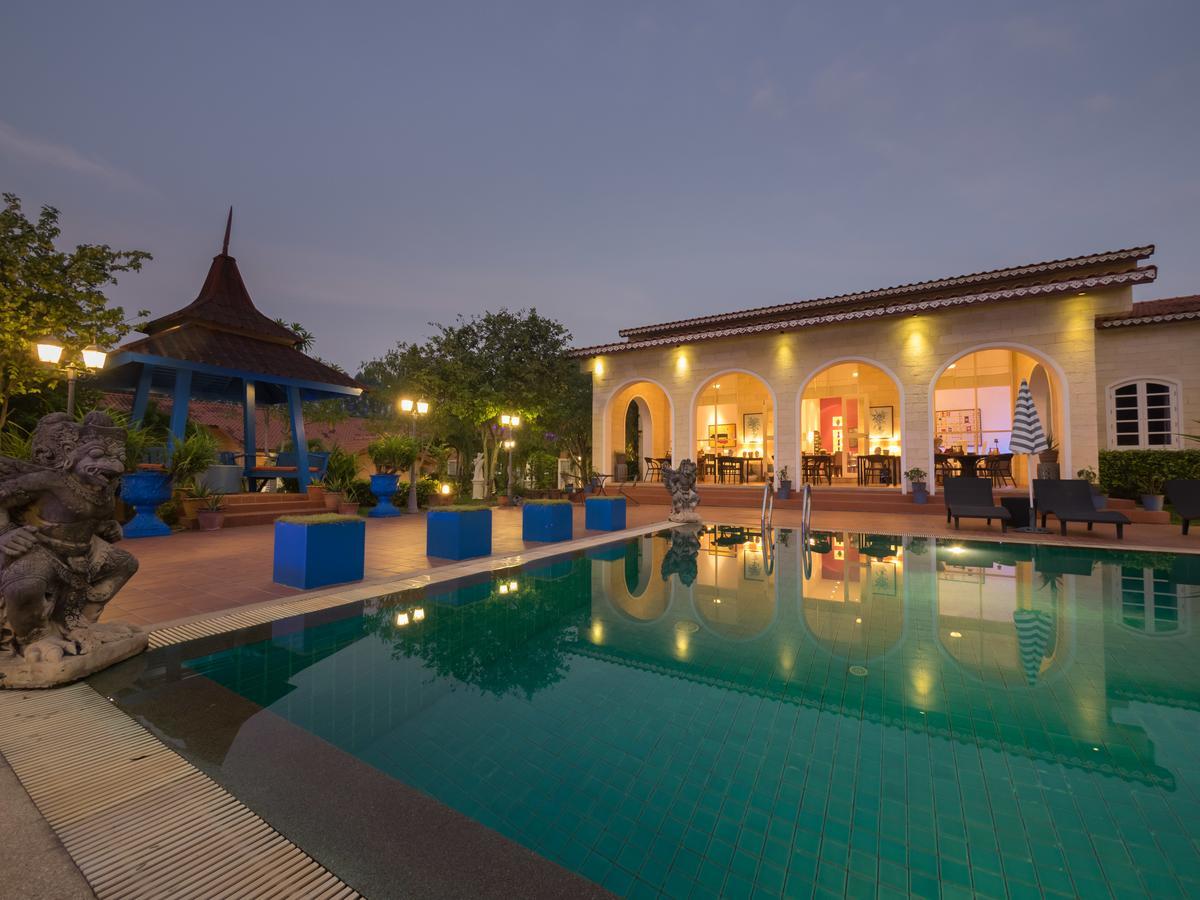 Pictory Garden Resort Sattahip Extérieur photo