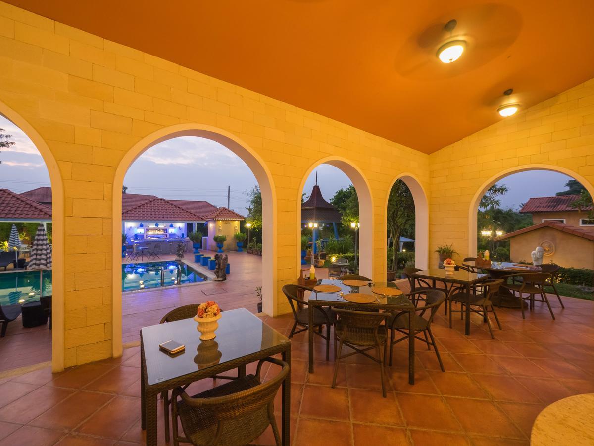 Pictory Garden Resort Sattahip Extérieur photo