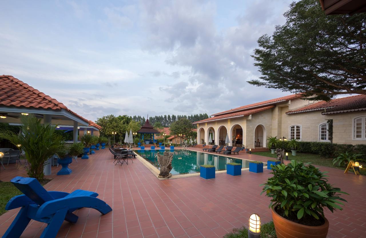 Pictory Garden Resort Sattahip Extérieur photo